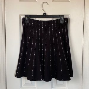 Candies Skirt Size: small